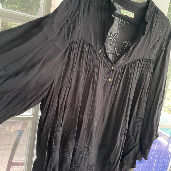 Long sleeve beach cover up or button front top with cut out embroidered detail - Picture 4 of 6